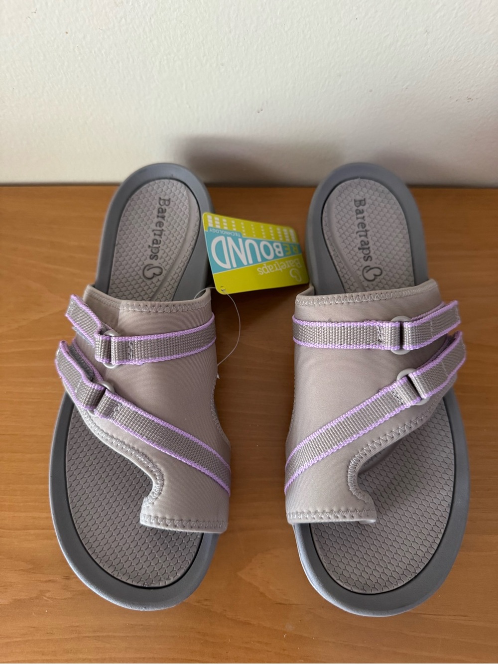 BareTraps Gray Sandals - New with Tags - Picture 3 of 12